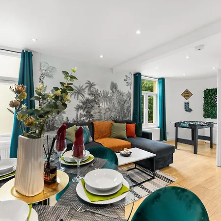 Boutique Abode - Games Appartement Bristol